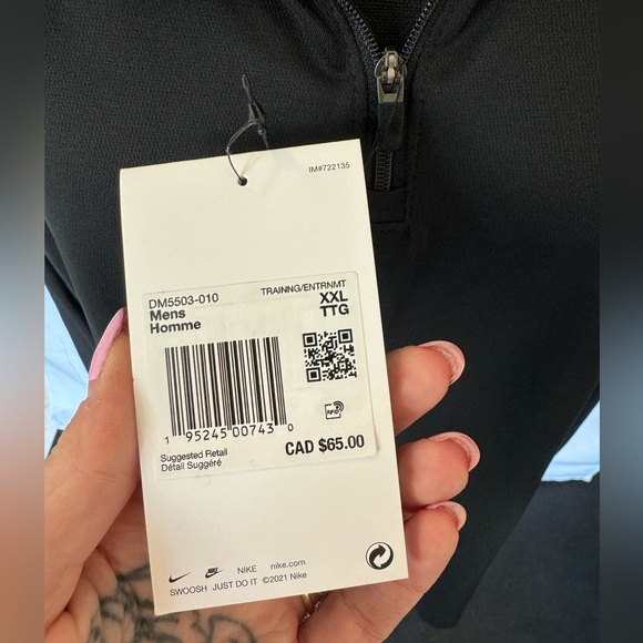 NWT NIKE Dri Fit long sleeve shirt - Picture 4 of 5